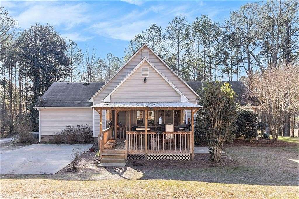 5.43 Acres of Residential Land with Home for Sale in Tallapoosa, Georgia