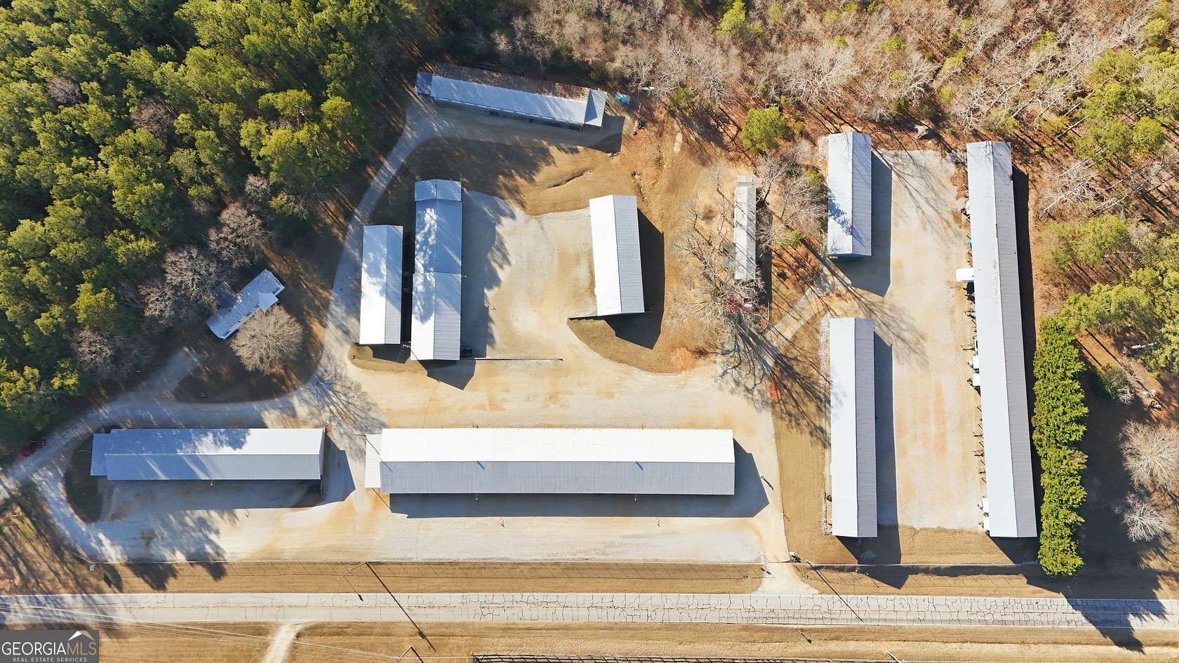 5 Acres of Improved Commercial Land for Sale in Toccoa, Georgia