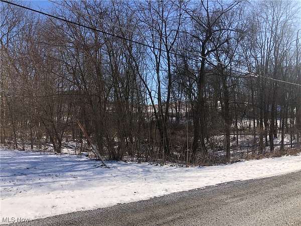 0.95 Acres of Residential Land for Sale in Magnolia, Ohio