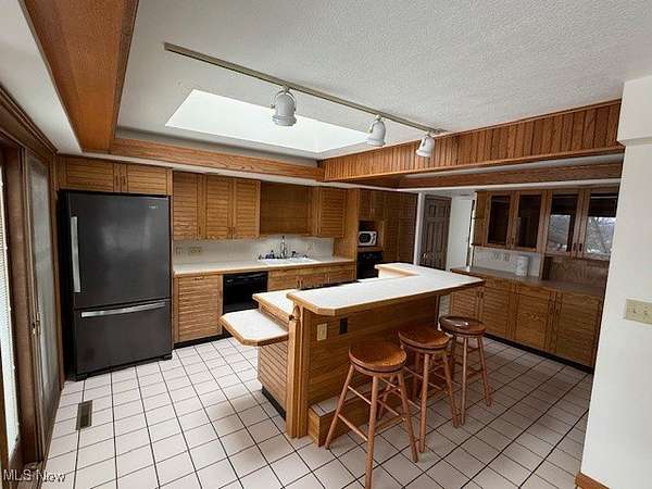 1.88 Acres of Residential Land with Home for Lease in Dover, Ohio