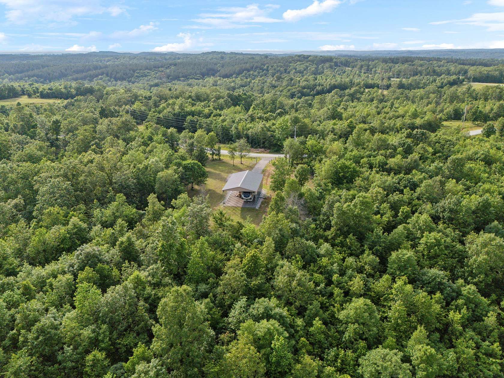 10 Acres of Recreational Land for Sale in Waverly, Tennessee