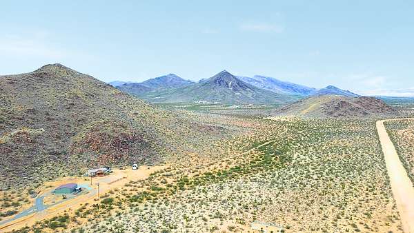 4.69 Acres of Residential Land for Sale in Golden Valley, Arizona