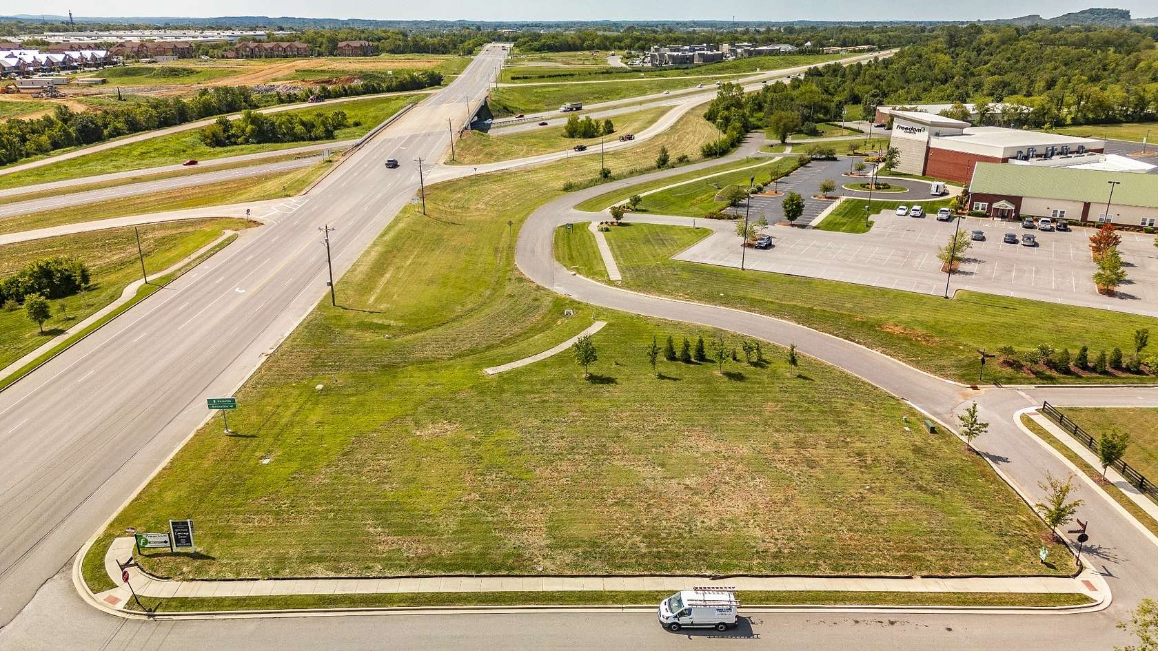 0.88 Acres of Commercial Land for Sale in Gallatin, Tennessee