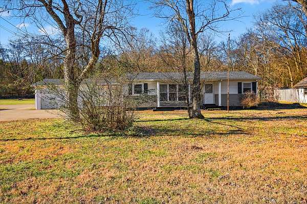 1.5 Acres of Residential Land with Home for Sale in Goodlettsville, Tennessee