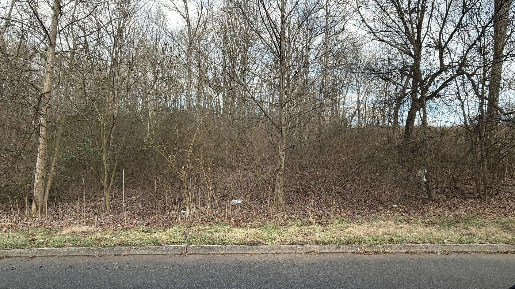 4.28 Acres of Residential Land for Sale in Athens, Tennessee