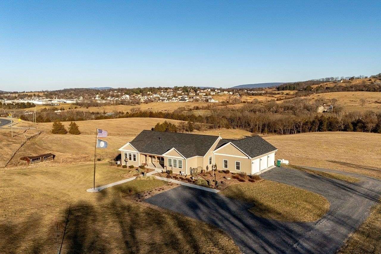 13.6 Acres of Land with Home for Sale in Broadway, Virginia