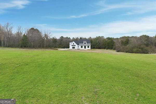 16 Acres of Land with Home for Sale in Comer, Georgia