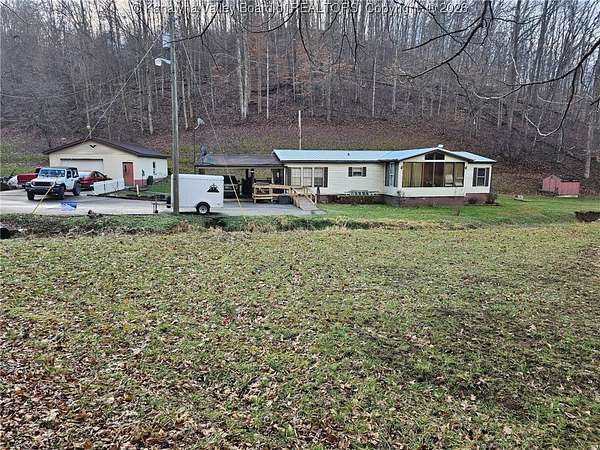 4.85 Acres of Residential Land with Home for Sale in Elkview, West Virginia