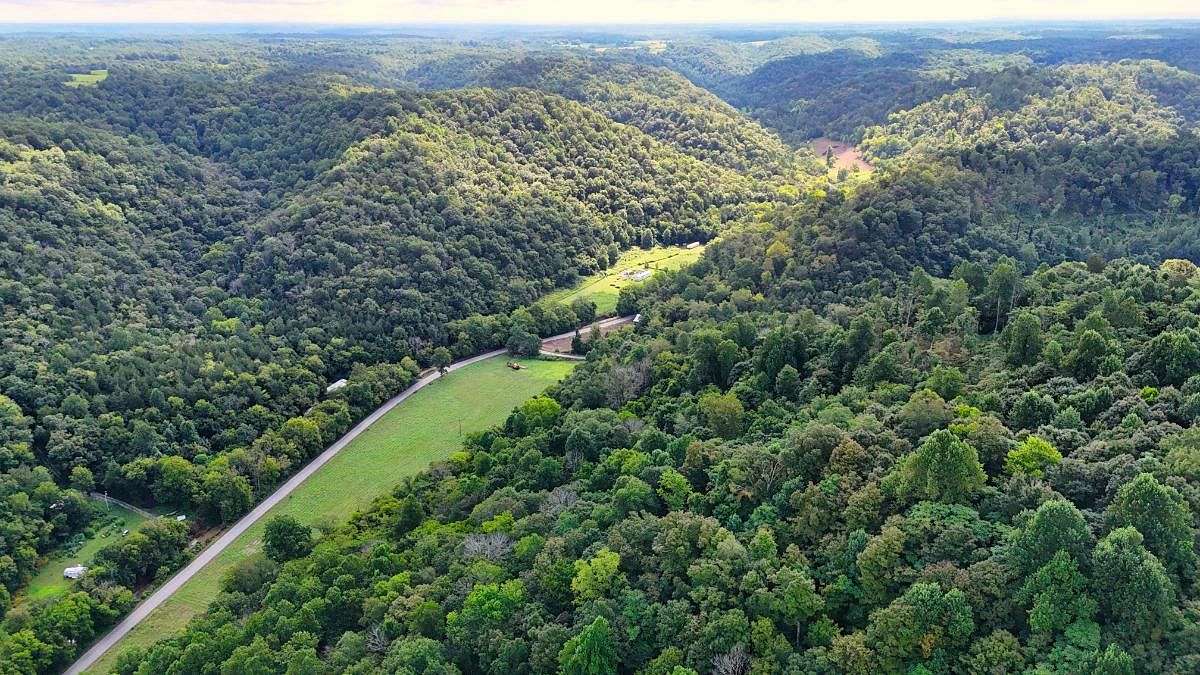 101 Acres of Land for Sale in Liberty, Tennessee
