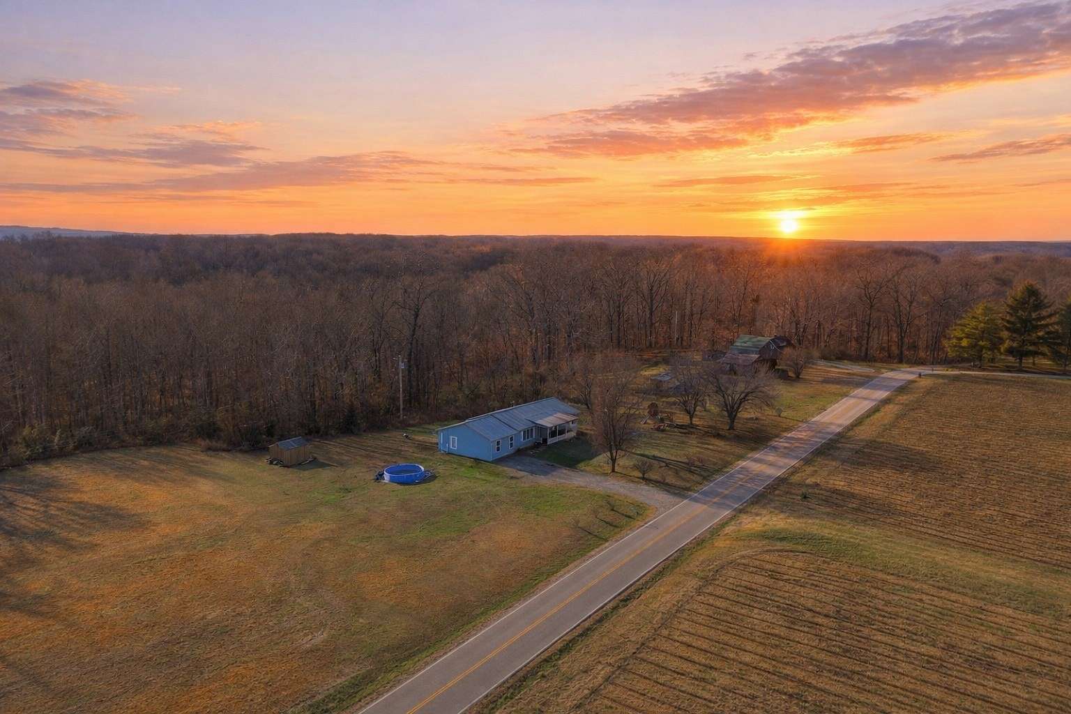 5.59 Acres of Land with Home for Sale in Belvidere, Tennessee