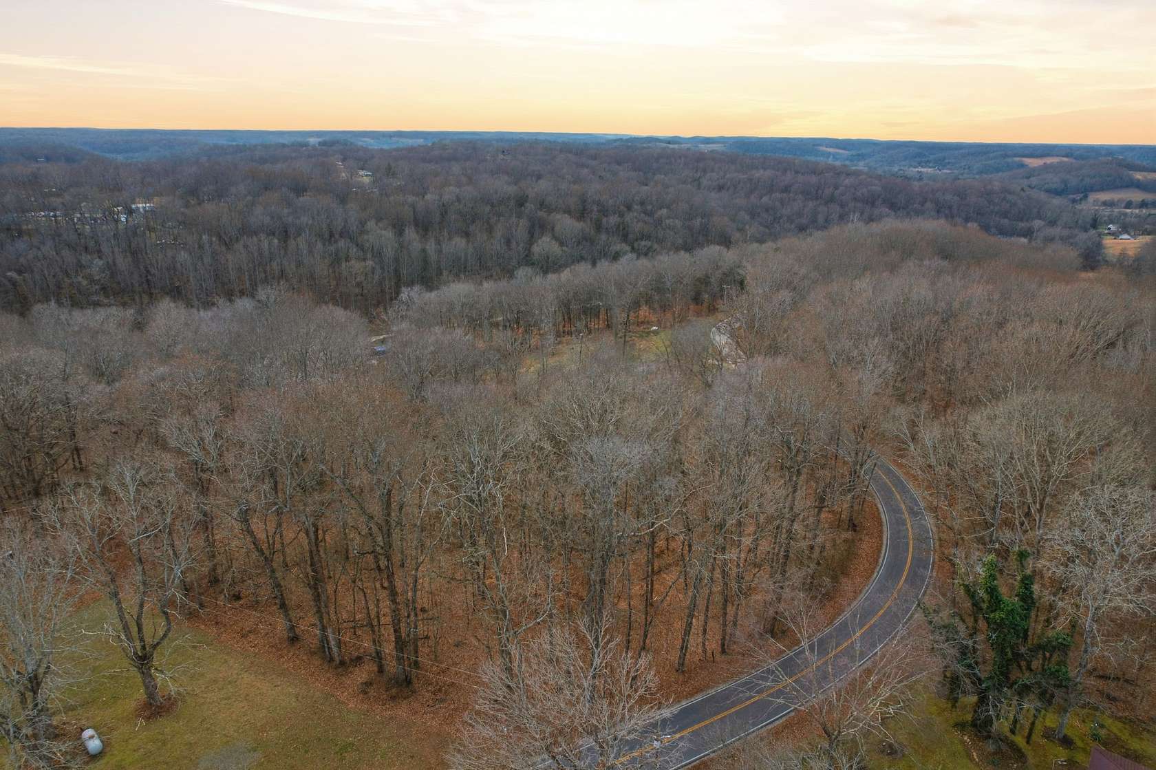 5.88 Acres of Land for Sale in Belvidere, Tennessee