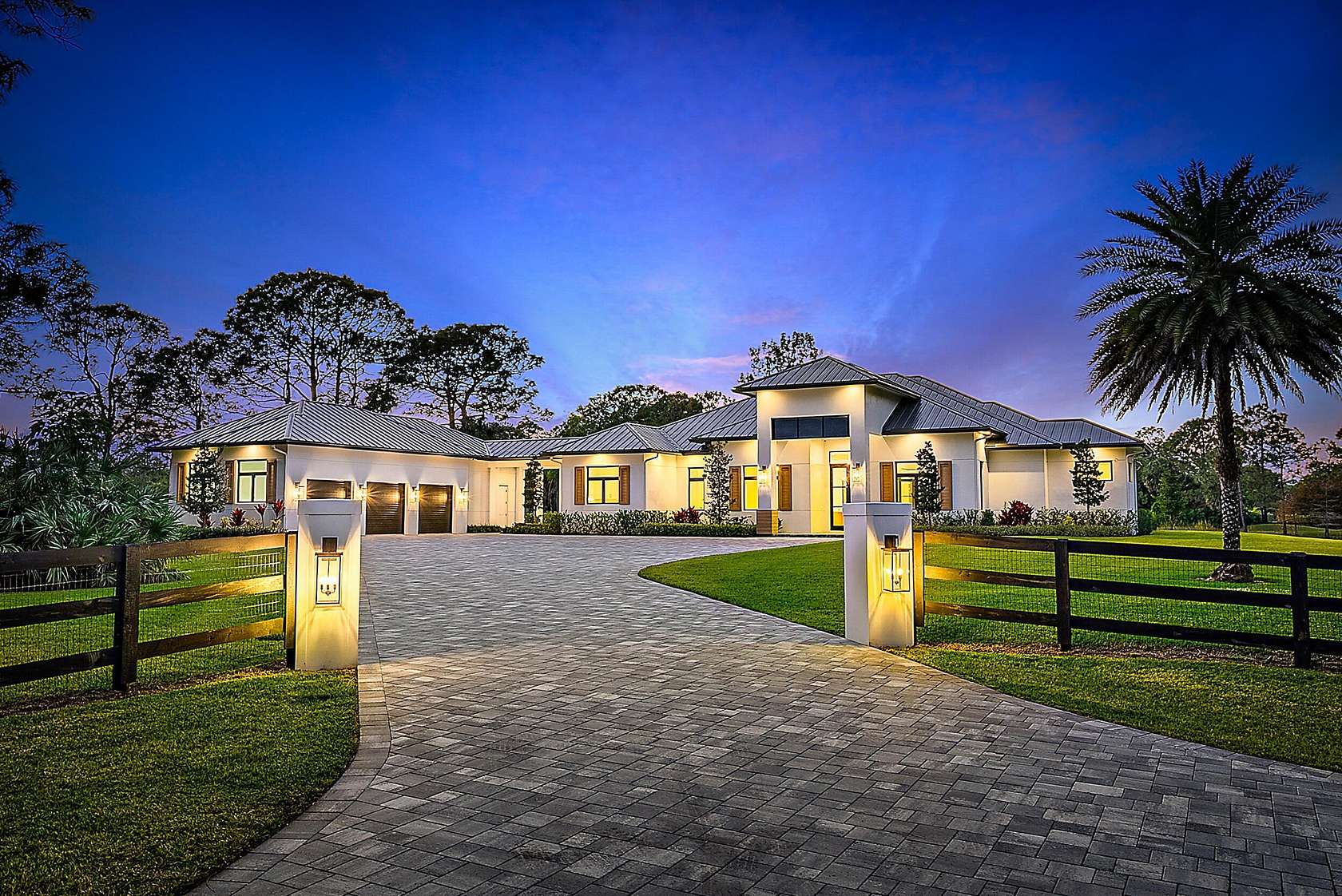 6.5 Acres of Land with Home for Sale in Palm Beach Gardens, Florida