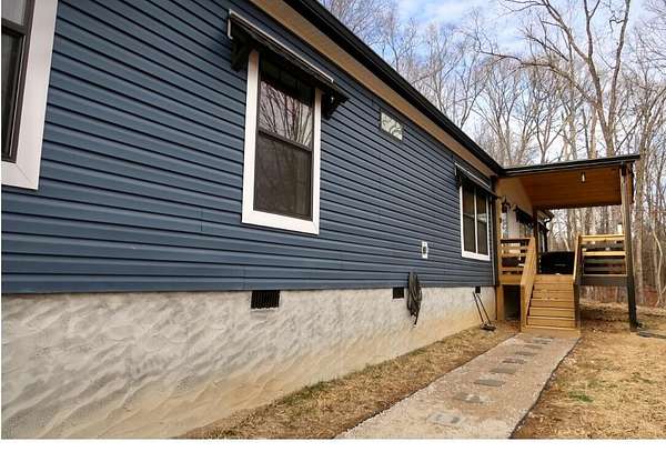 7 Acres of Residential Land with Home for Sale in Spring City, Tennessee