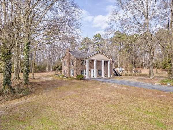 5.18 Acres of Residential Land with Home for Sale in Calhoun, Georgia