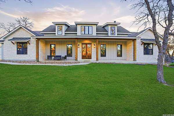 2.6 Acres of Residential Land with Home for Sale in La Vernia, Texas