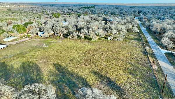 2.55 Acres of Residential Land for Sale in Adkins, Texas
