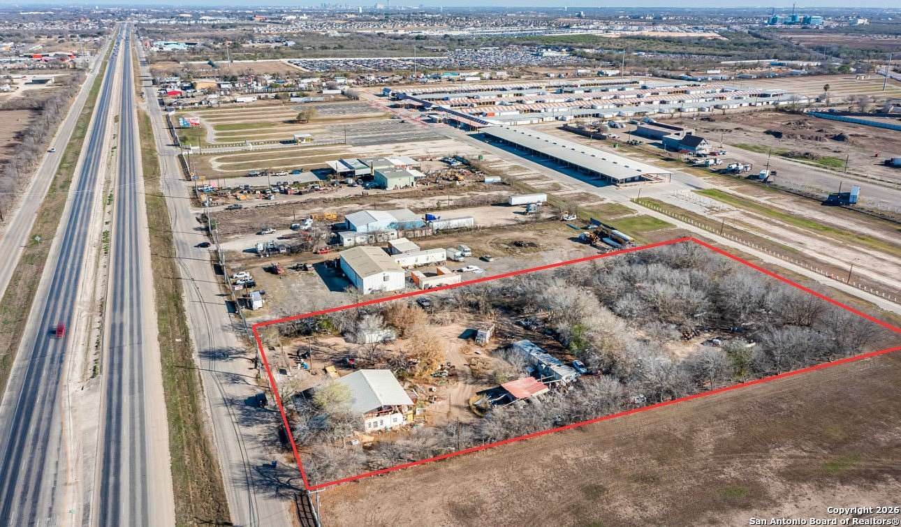 2 Acres of Improved Commercial Land for Sale in San Antonio, Texas