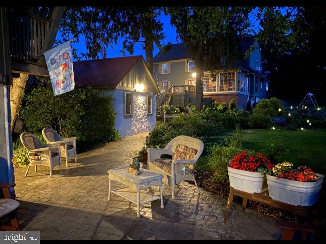 1.2 Acres of Mixed-Use Land for Sale in Paradise, Pennsylvania