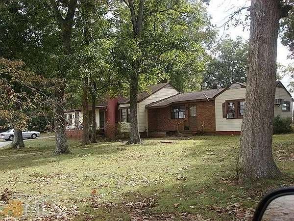 4.25 Acres of Improved Mixed-Use Land for Sale in Carrollton, Georgia