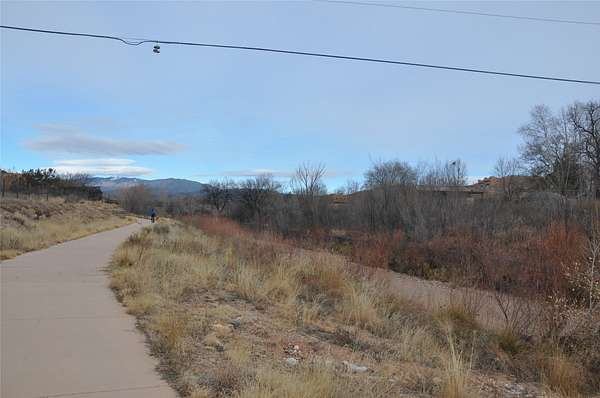4.25 Acres of Residential Land for Sale in Santa Fe, New Mexico