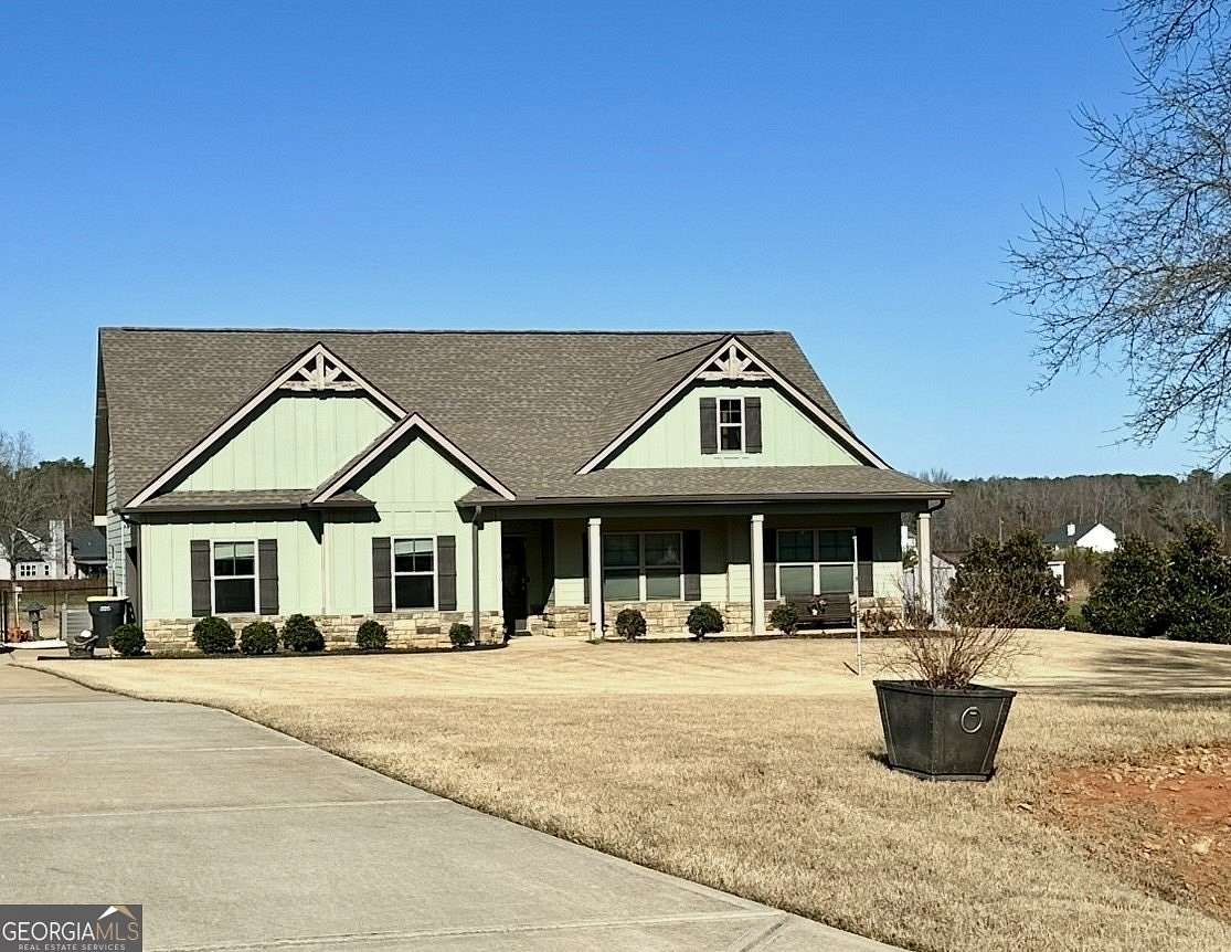 2 Acres of Residential Land with Home for Sale in Williamson, Georgia