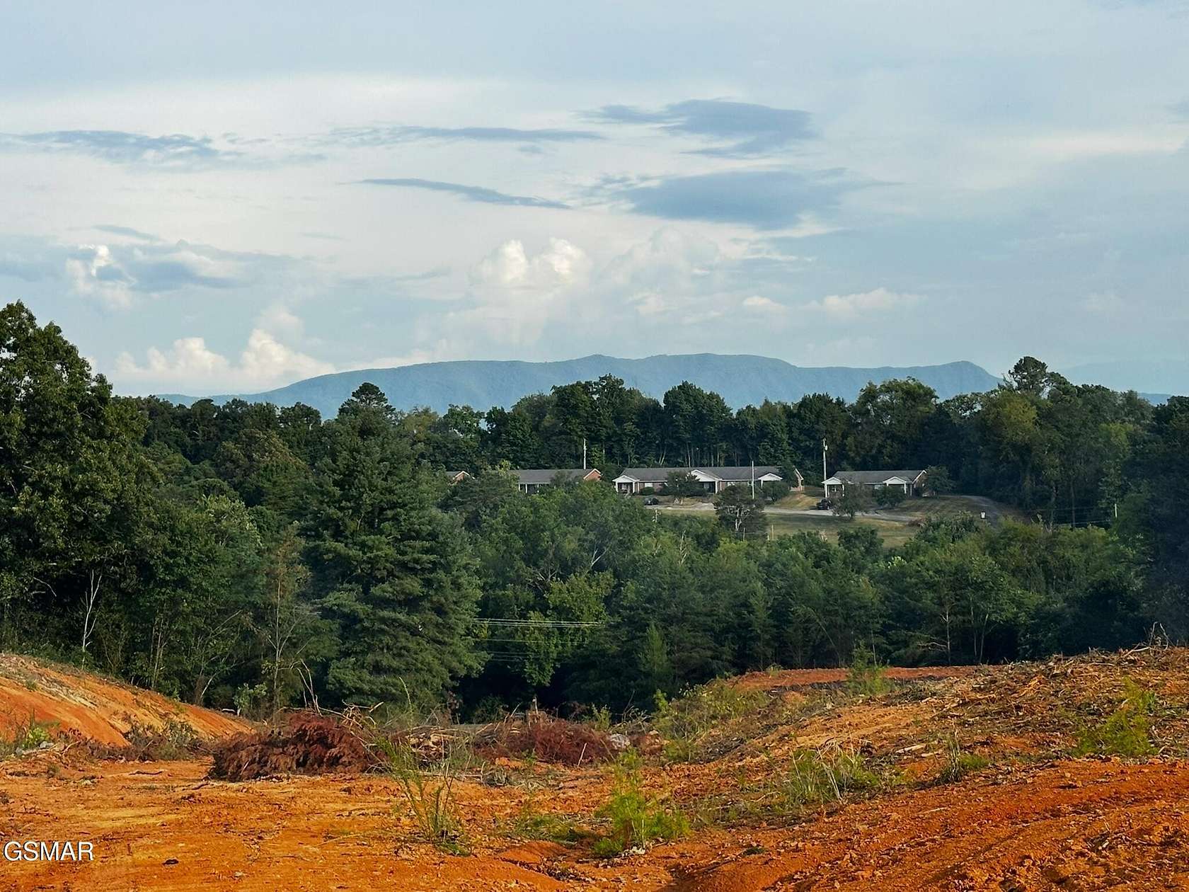 15 Acres of Land for Sale in Dandridge, Tennessee