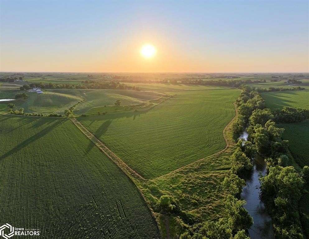 281 Acres of Land for Sale in Newton, Iowa