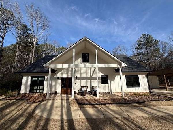 2 Acres of Residential Land with Home for Sale in Pine Mountain, Georgia
