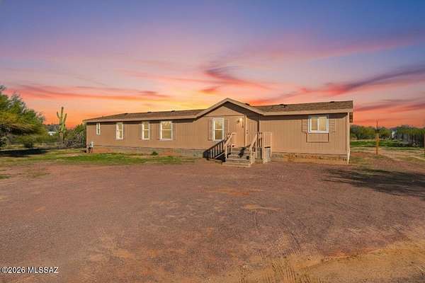 1.7 Acres of Residential Land with Home for Sale in Tucson, Arizona