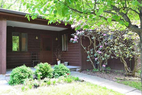 3.45 Acres of Residential Land with Home for Sale in Hopewell, Ohio