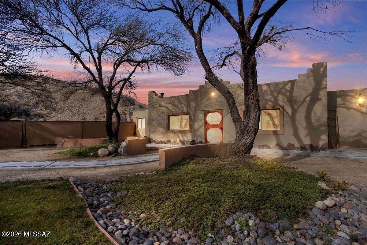 11.8 Acres of Recreational Land with Home for Sale in Pima, Arizona