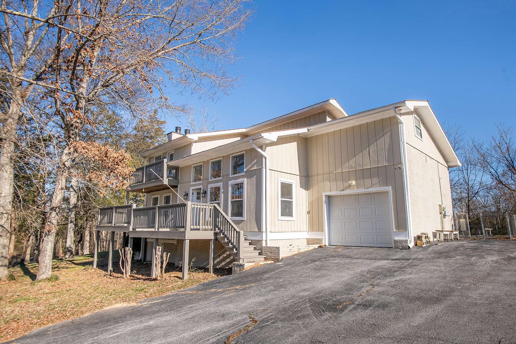 4.54 Acres of Residential Land with Home for Sale in Chickamauga, Georgia