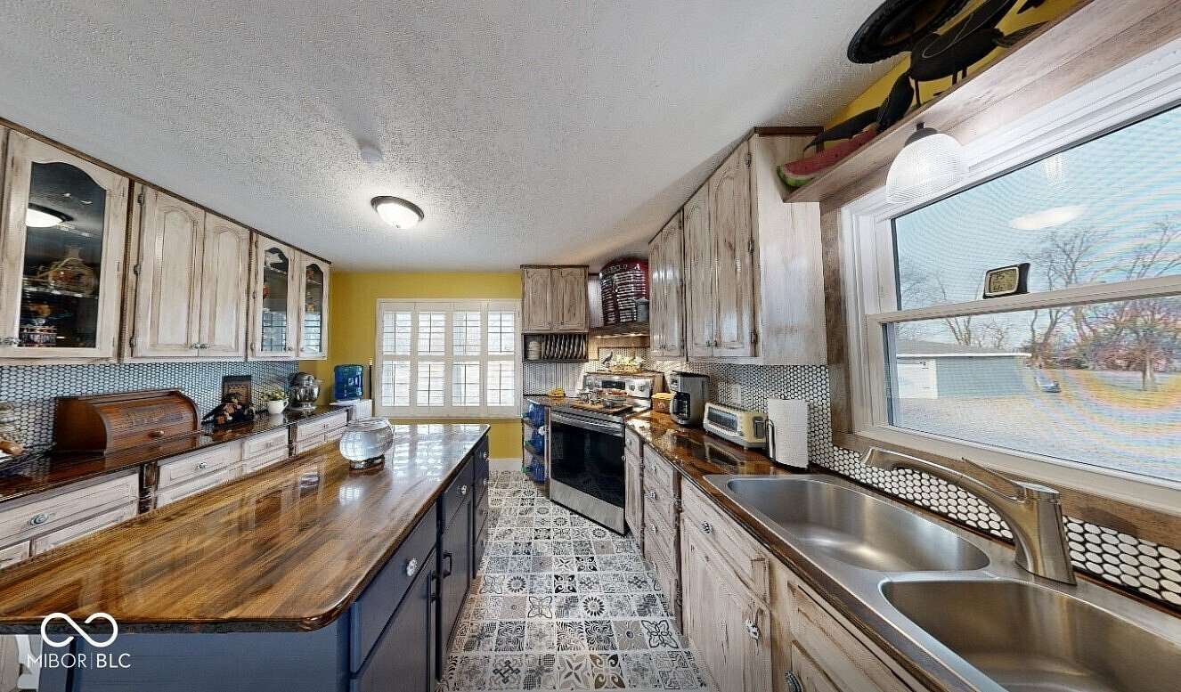 3.68 Acres of Residential Land with Home for Sale in Clayton, Indiana