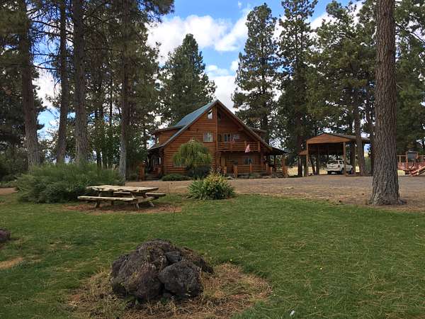 40 Acres of Land with Home for Sale in Bonanza, Oregon