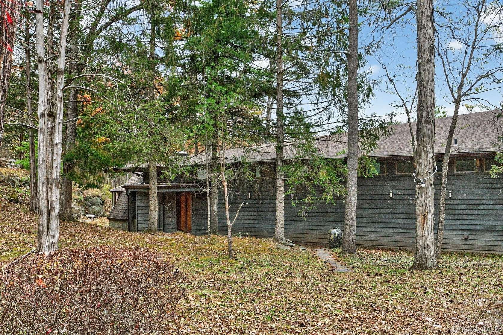1.73 Acres of Land with Home for Lease in Woodstock, New York