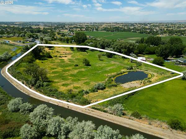 8.16 Acres of Residential Land for Sale in Hermiston, Oregon