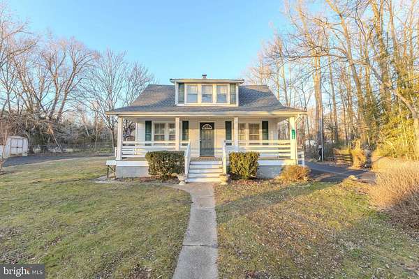 2 Acres of Residential Land with Home for Sale in Lothian, Maryland