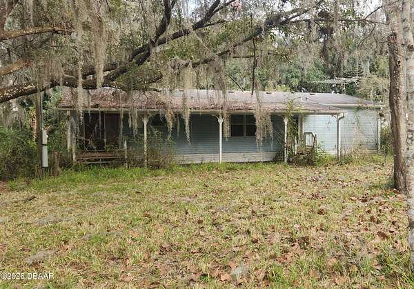 3 Acres of Residential Land with Home for Sale in Crescent City, Florida