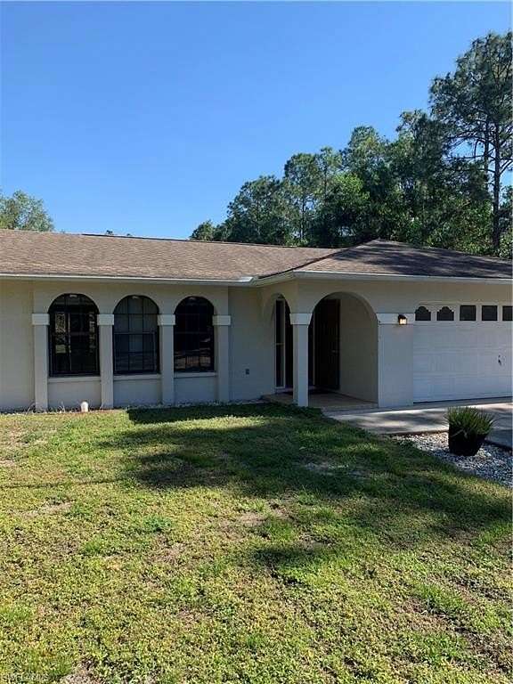 2.5 Acres of Residential Land with Home for Sale in Naples, Florida