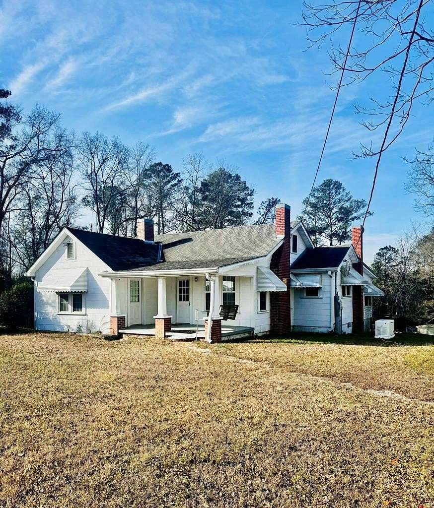 4.5 Acres of Land with Home for Sale in Troy, Alabama