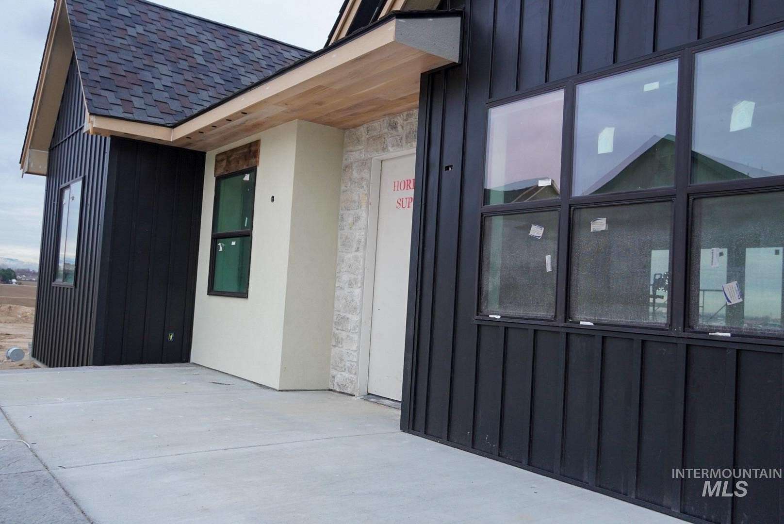 1.55 Acres of Residential Land with Home for Sale in Middleton, Idaho