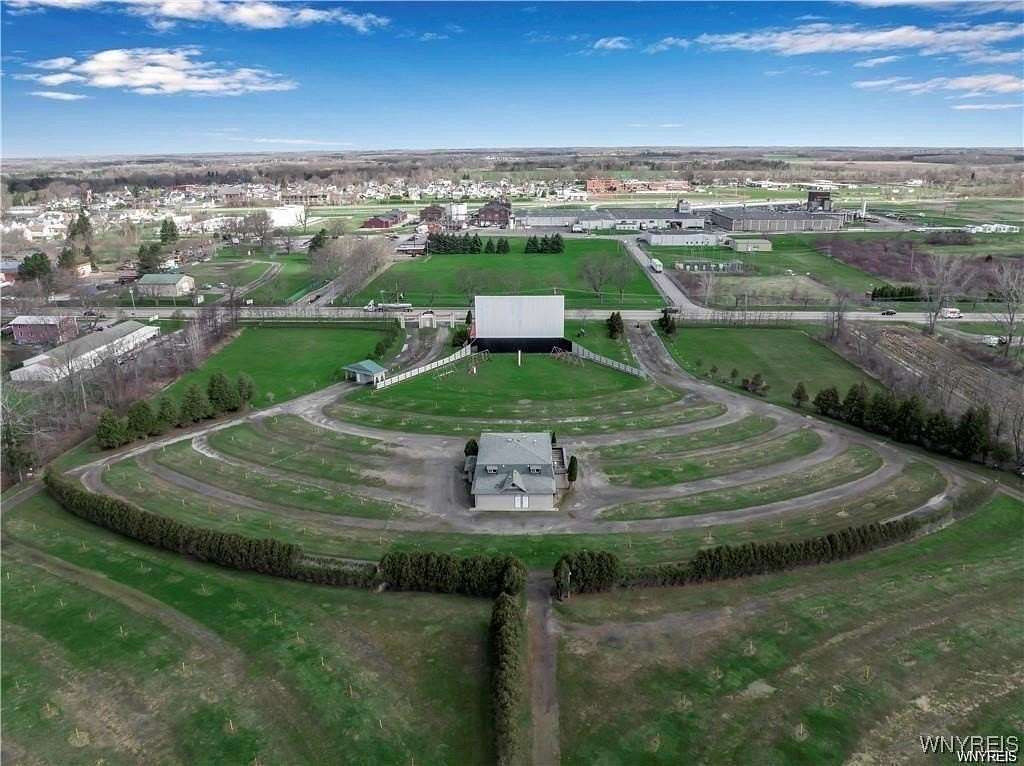 11.8 Acres of Improved Mixed-Use Land for Sale in Middleport, New York