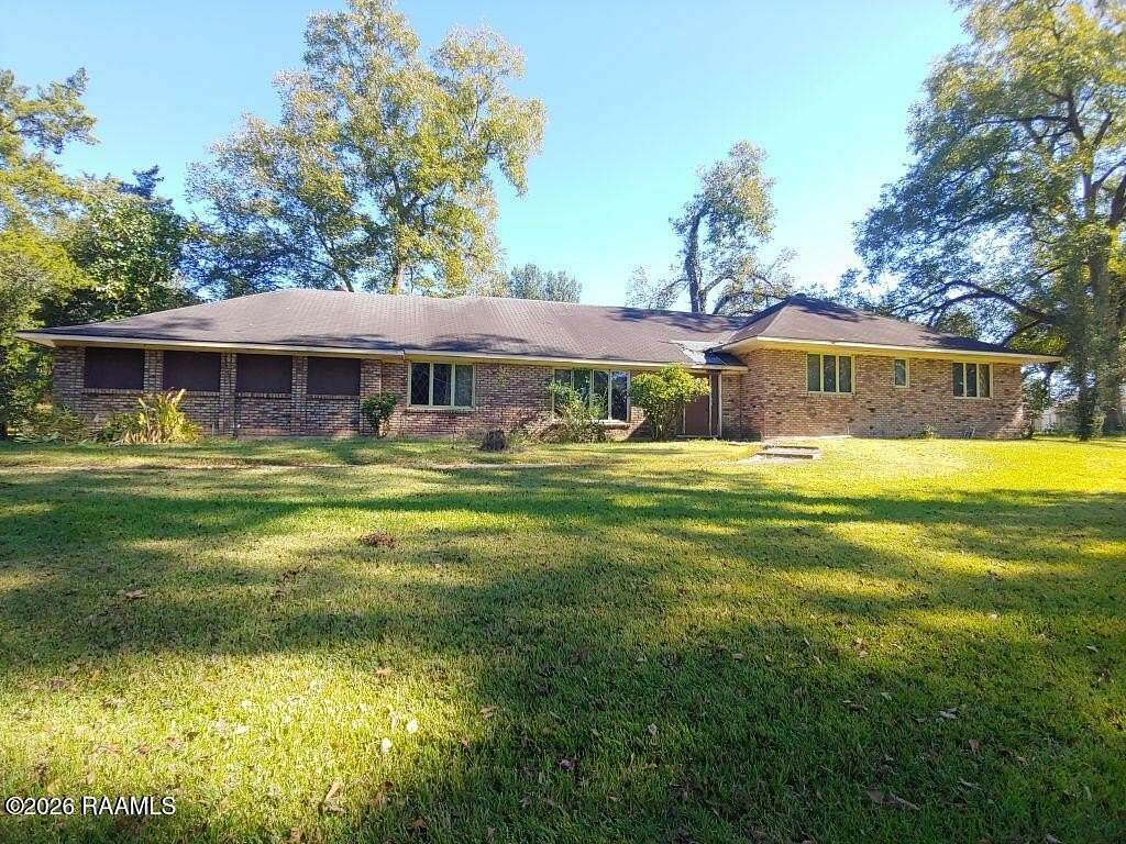 2 Acres of Land with Home for Sale in Opelousas, Louisiana