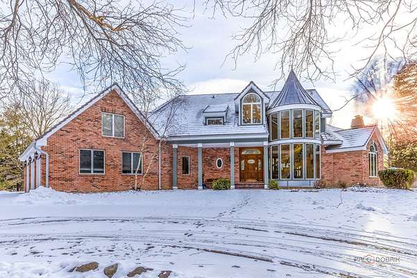 5 Acres of Residential Land with Home for Sale in Barrington, Illinois