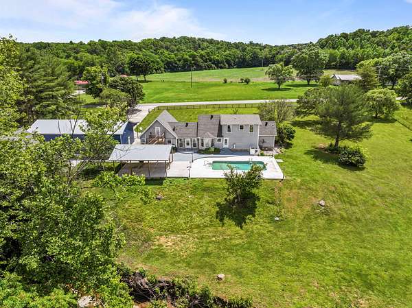 5.27 Acres of Land with Home for Sale in Cumberland Furnace, Tennessee