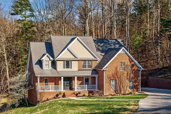 13 Acres of Land with Home for Sale in Cookeville, Tennessee