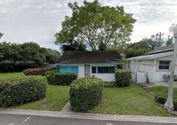 0.1 Acres of Residential Land for Sale in Coral Gables, Florida