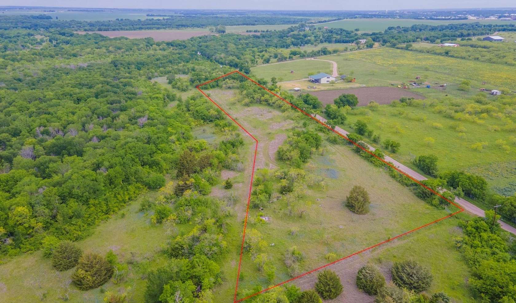 4.73 Acres of Residential Land for Sale in Hillsboro, Texas