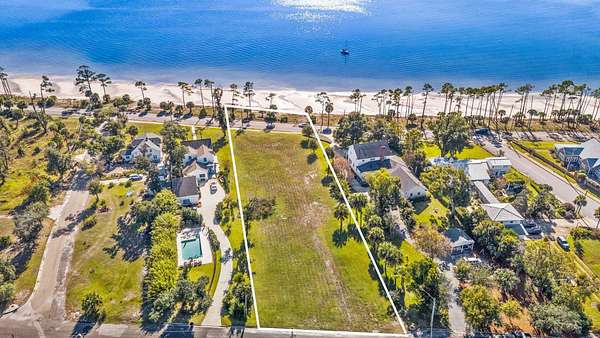 1.18 Acres of Residential Land for Sale in Panama City, Florida