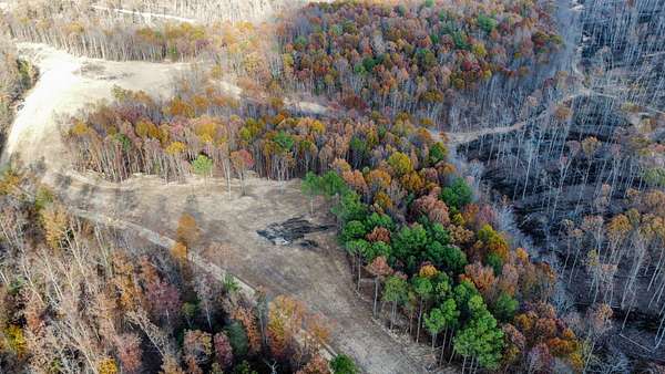 5 Acres of Land for Sale in Centerville, Tennessee